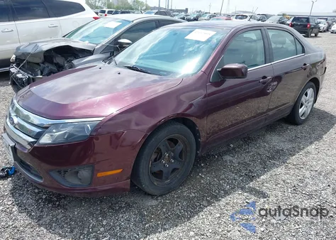 2011 Ford Fusion Se z USA, uszkodzony, nr VIN 3FAHP0HG9BR330048